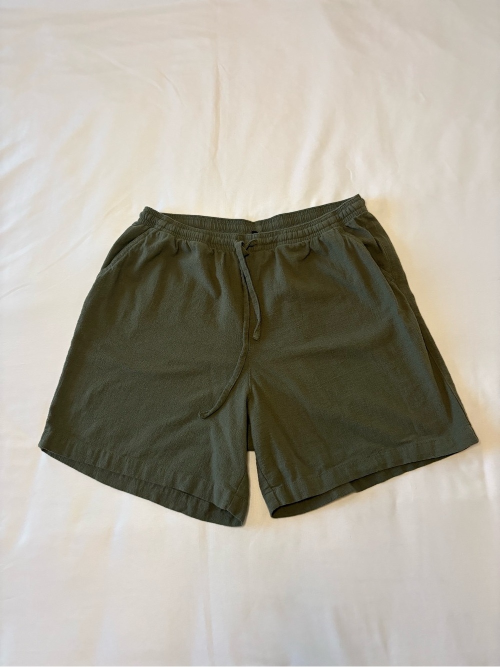 Erika Dark Olive Textured Pull‑Tie Shorts Size Large